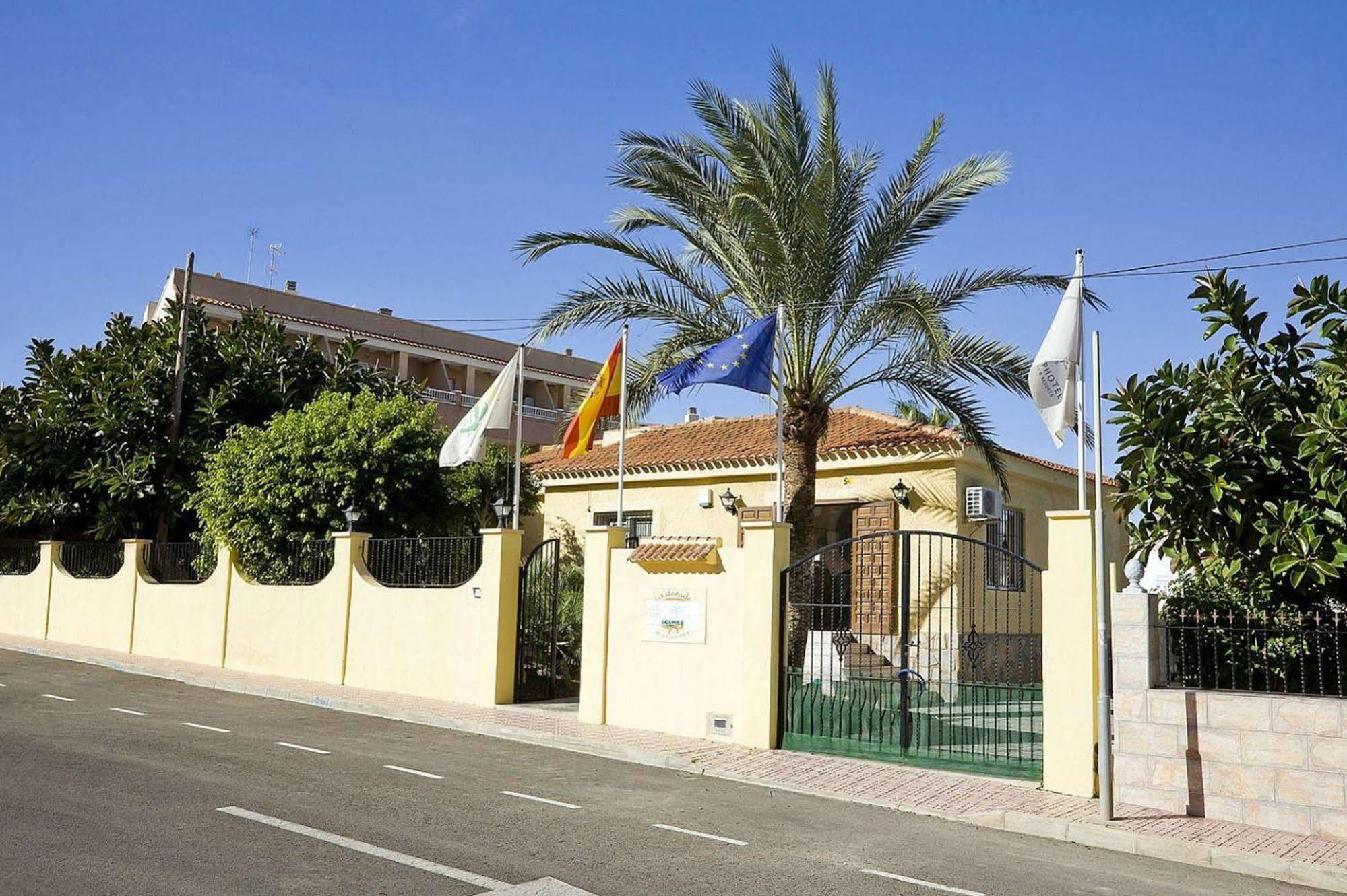 Aparthotel Ona Aldea Del Mar Torrevieja Exterior foto